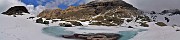 54 Laghetto di Pietra Quadra (2116 m) in disgelo  